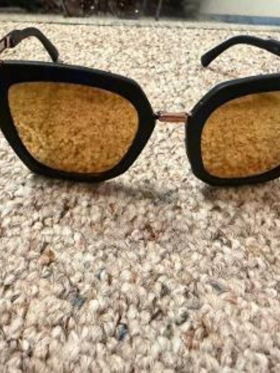 Oakley Accessories - Oakley side swept out of stock on web site rose gold